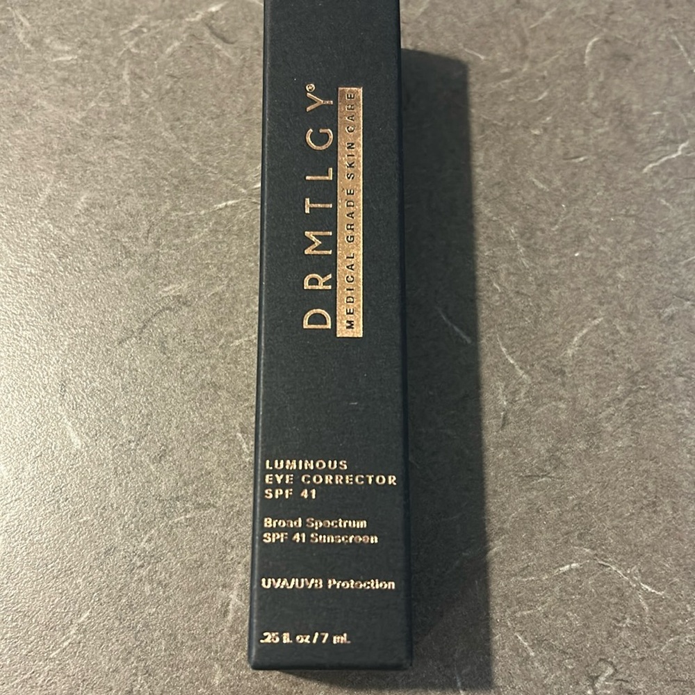 Drmtlgy Luminous Eye Corrector